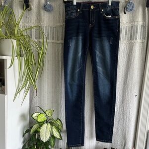 🌸VIP Distressed Jeggings